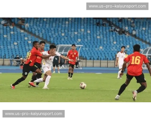 绝境中的朱红与铁血：中国男足vs吉尔吉斯斯坦，一场关于尊严的“兑现”之战